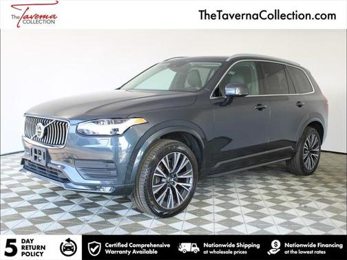 2022 Volvo XC90 T6 Momentum