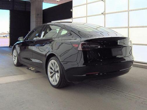 2022 Tesla Model 3 Standard Range