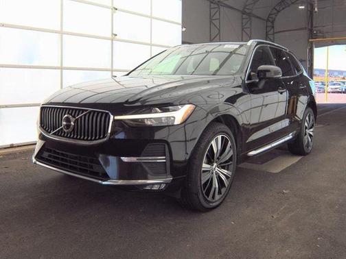 2023 Volvo XC60 B6 Ultimate Bright Theme