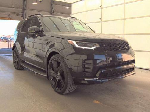 2023 Land Rover Discovery P300 S R-Dynamic