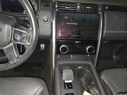 2023 Land Rover Discovery P300 S R-Dynamic