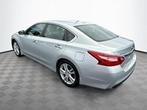 2017 Nissan Altima 3.5 SL