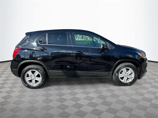 2022 Chevrolet Trax LS