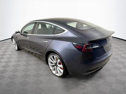 2018 Tesla Model 3 Performance