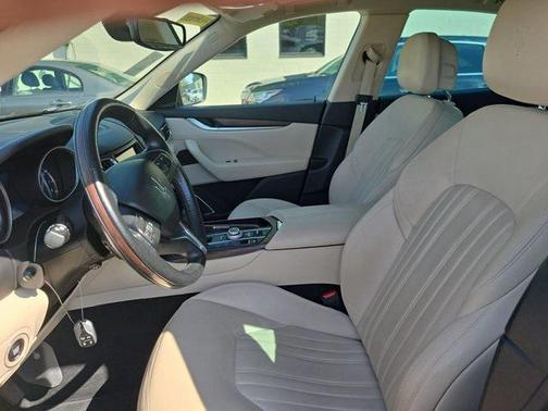 2017 Maserati Levante Base