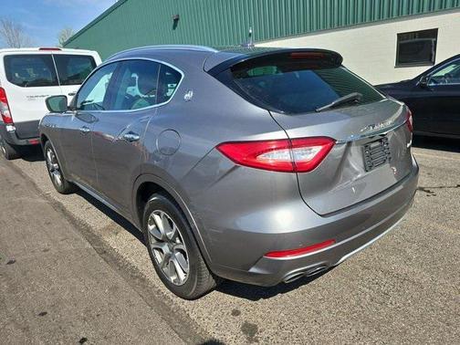 2017 Maserati Levante Base