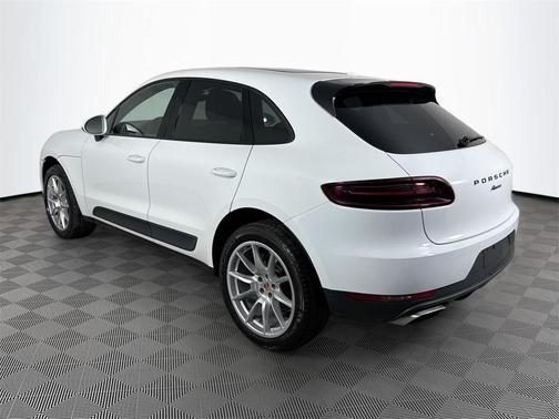 2017 Porsche Macan Base