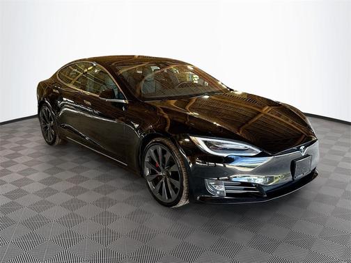 2020 Tesla Model S Performance