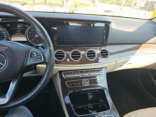 2017 Mercedes-Benz E-Class 4MATIC