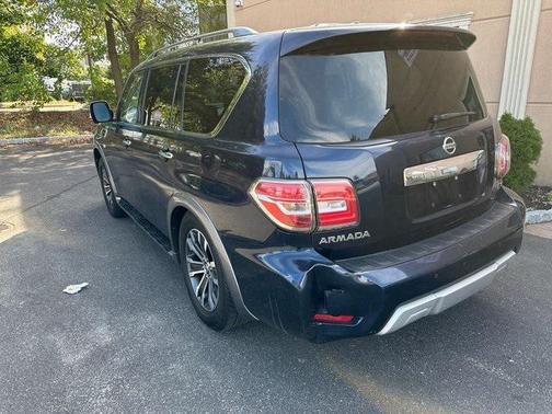 2017 Nissan Armada SL