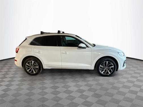 2021 Audi Q5 45 Premium Plus