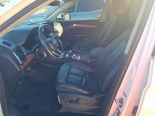 2021 Audi Q5 45 Premium Plus