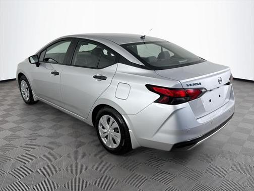 2021 Nissan Versa 1.6 S
