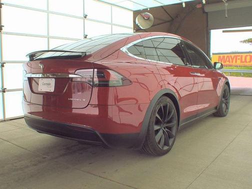 2019 Tesla Model X Long Range