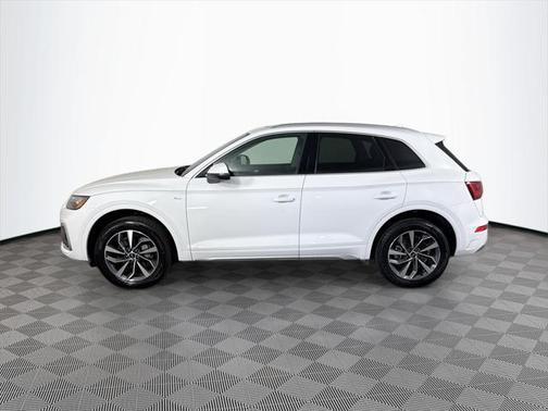 2024 Audi Q5 45 S line Premium Plus