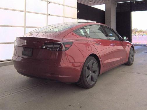 2022 Tesla Model 3 Standard Range
