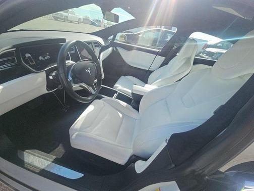 2017 Tesla Model S 75D