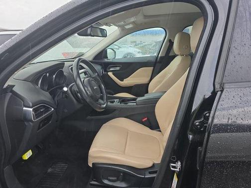 2017 Jaguar F-PACE 35t Premium