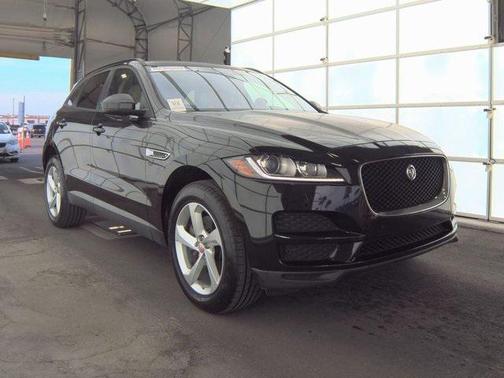 2017 Jaguar F-PACE 35t Premium