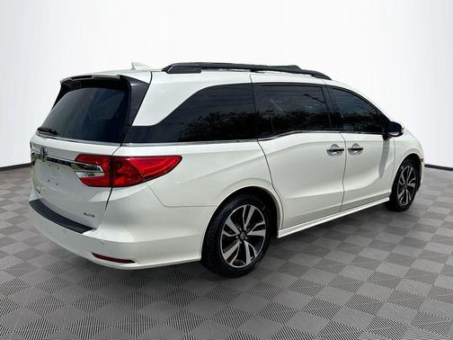 2019 Honda Odyssey Elite