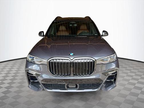 2020 BMW X7 M50i