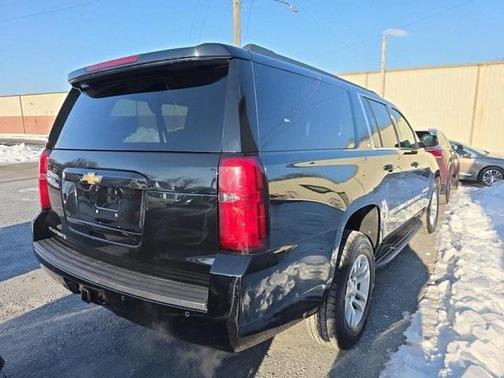 2018 Chevrolet Suburban LT