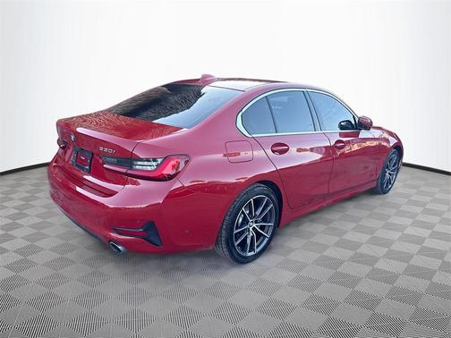 2021 BMW 330 xDrive