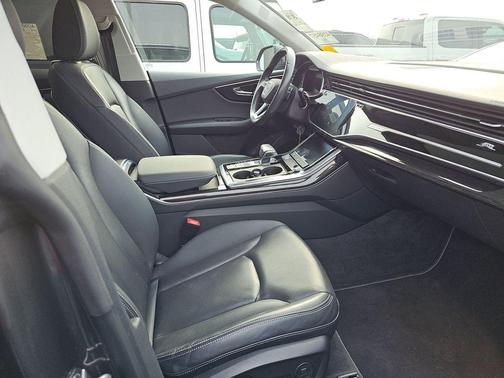 2019 Audi Q8 3.0T Premium Plus