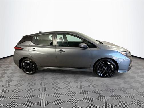2023 Nissan Leaf SV PLUS 60 kWh
