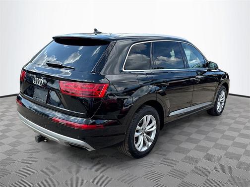 2019 Audi Q7 55 Premium