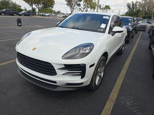 2020 Porsche Macan S