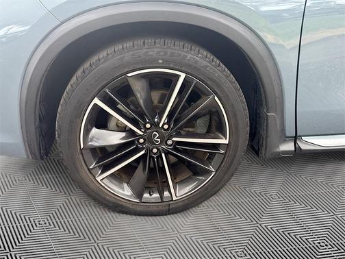 2022 INFINITI QX55 LUXE