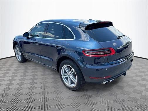 2018 Porsche Macan Base