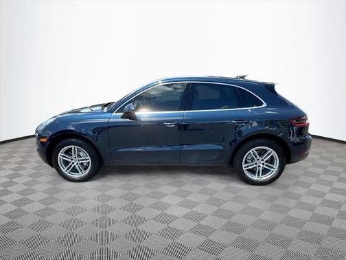 2018 Porsche Macan Base