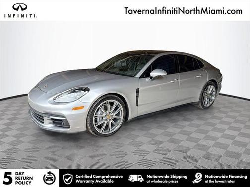 2018 Porsche Panamera 4