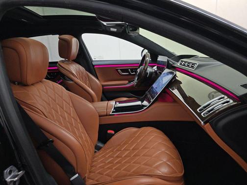 Obsidian Black 2022 Mercedes-Benz S-Class 4MATIC