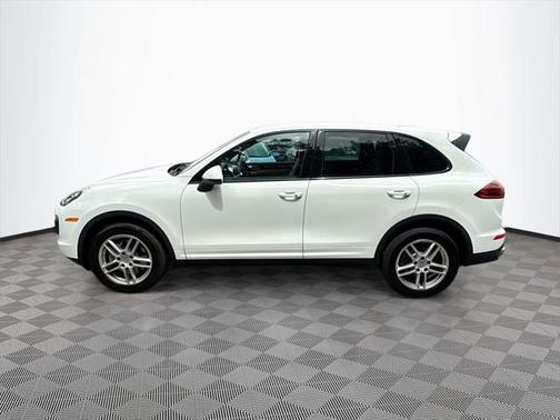 2018 Porsche Cayenne Base