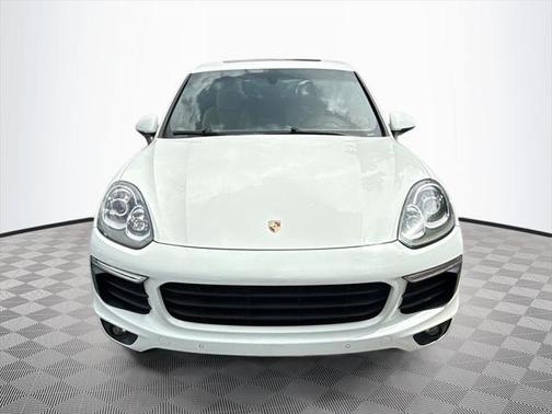 2018 Porsche Cayenne Base