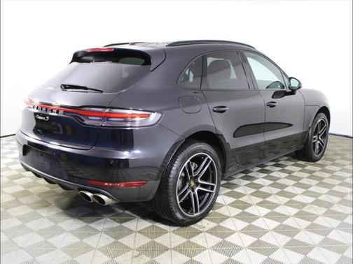 2021 Porsche Macan Base