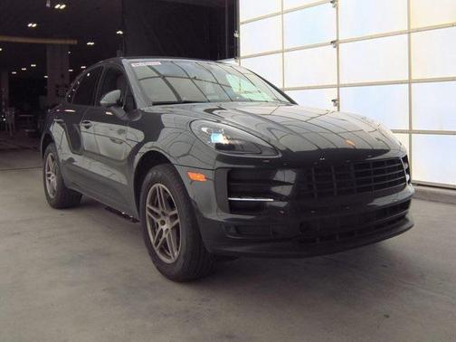 2021 Porsche Macan Base