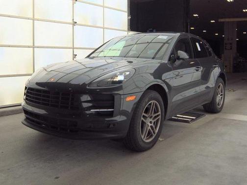 2021 Porsche Macan Base