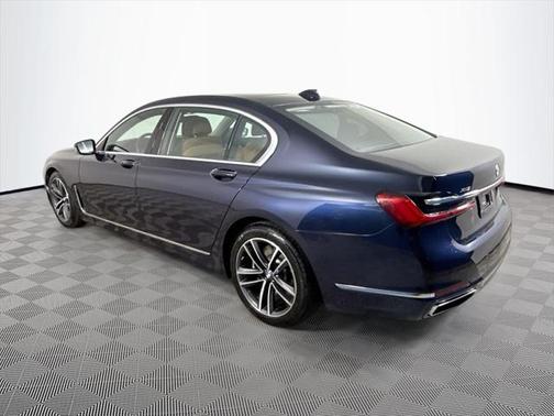 2021 BMW 750 i xDrive
