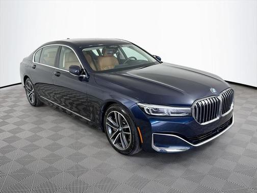 2021 BMW 750 i xDrive