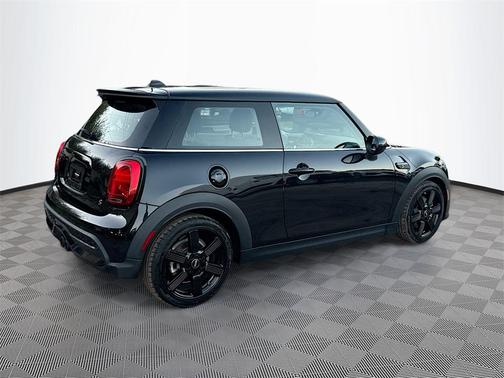 2023 MINI Hardtop Cooper S