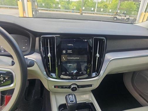 2019 Volvo S60 T5 Momentum