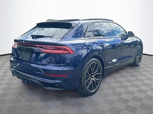 2021 Audi Q8 55 Prestige