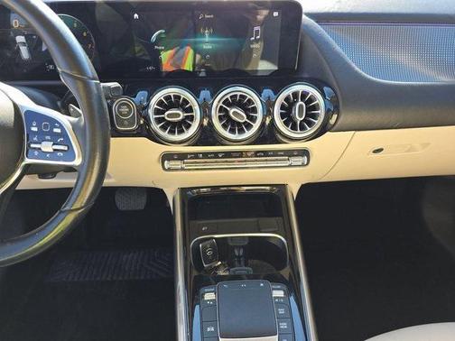 2021 Mercedes-Benz GLA 250 Base 4MATIC