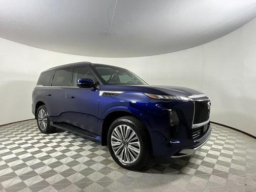 2025 INFINITI QX80 SENSORY AWD