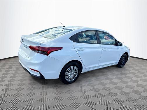 2021 Hyundai Accent SE