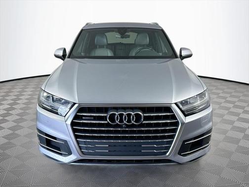 2019 Audi Q7 45 Premium Plus